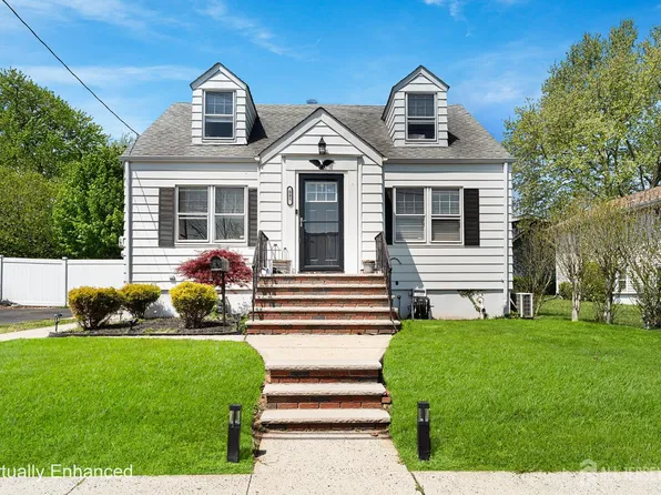 585 Bamford Ave, Woodbridge, NJ 07095