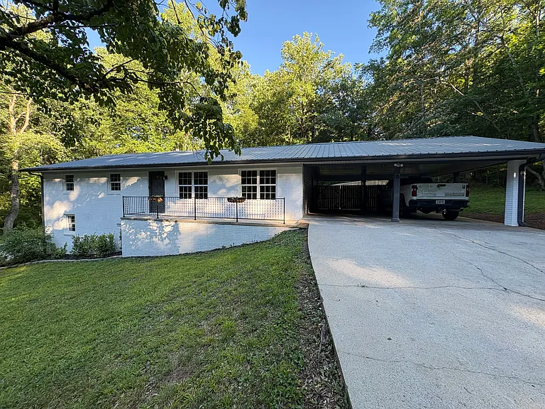 6108 Carter St — Photo 24