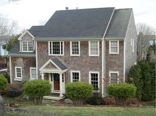 40 Anchorage Ct, Bristol, RI 02809