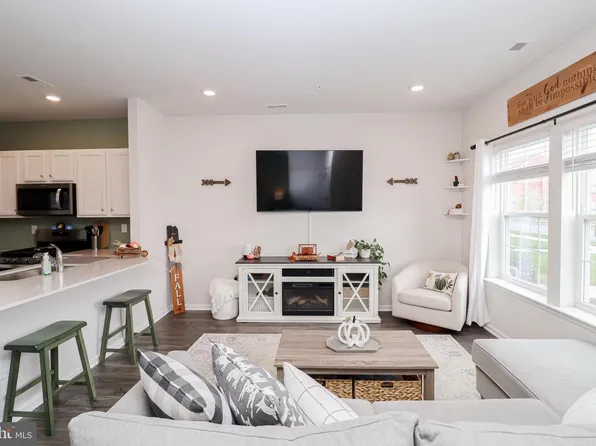 364 Trego Ave, Coatesville, PA 19320