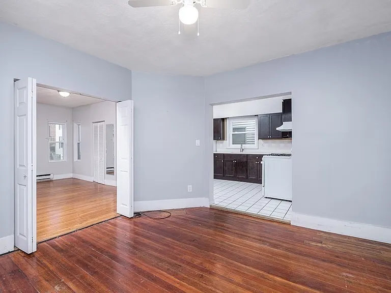 3 Dell St #1 — Photo 5