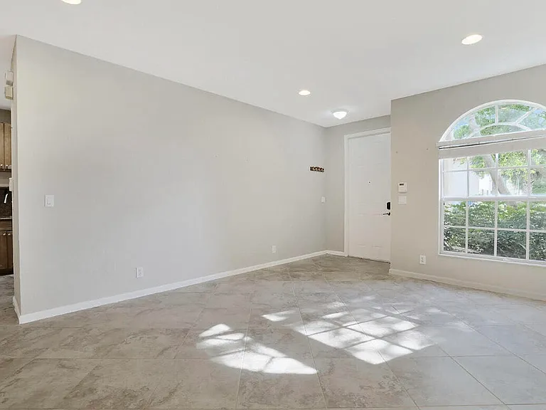 16097 Poppy Seed Cir — Photo 4