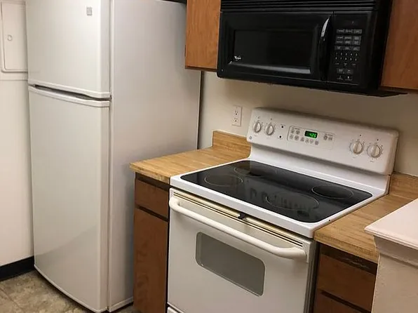 1960 S Xanadu Way APT 208, Aurora, CO 80014