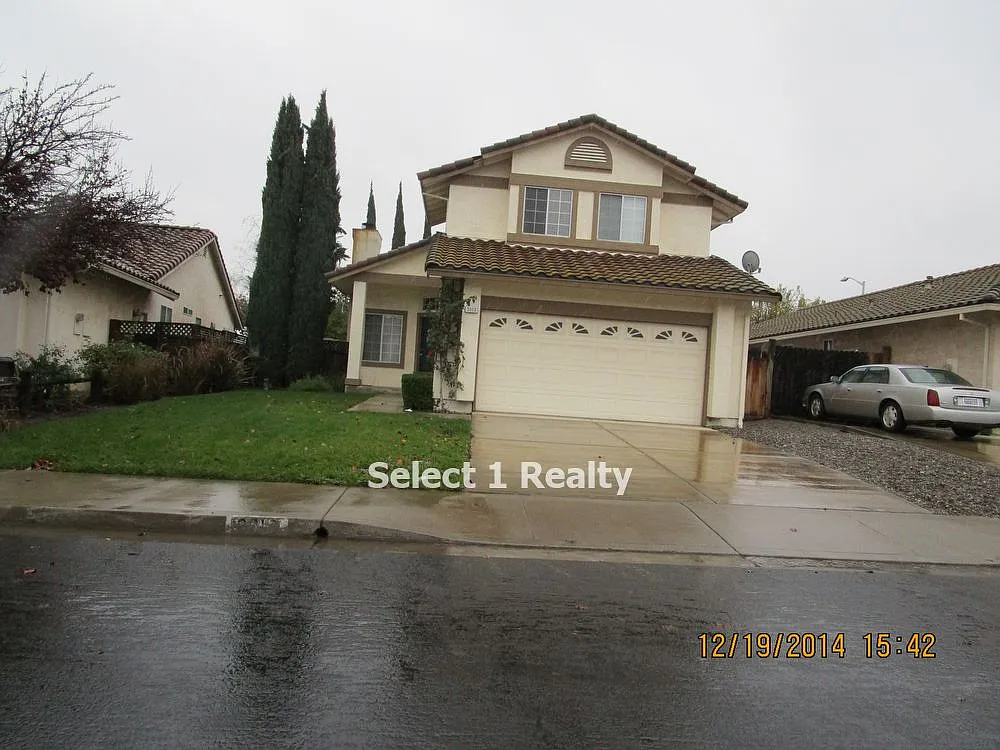 3013 Butternut St photo 1