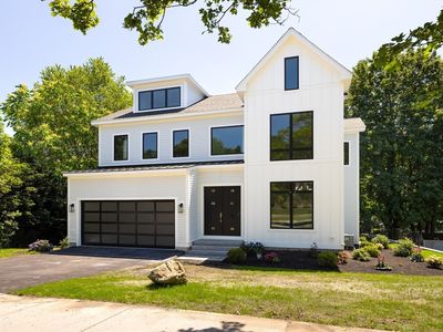1230 Commonwealth Ave, Newton, MA, 02465