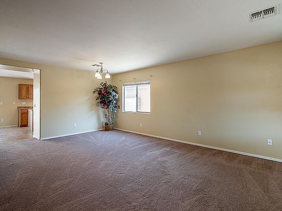 3rd image of 1214 W Roosevelt Ave