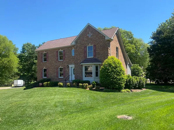 211 Chelsea Ct, Clarksville, TN 37043