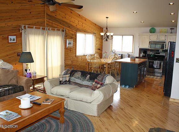 4th image of 358 County Road 644