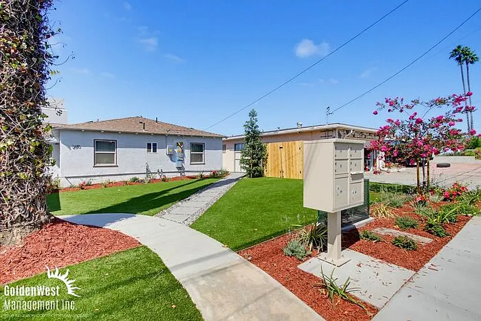 1 bed, 1.0 bath, 750 sqft, $2,995 — Photo 2