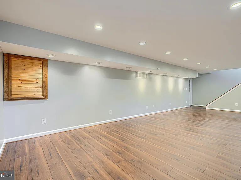 8301 Whitebark Ct — Photo 26