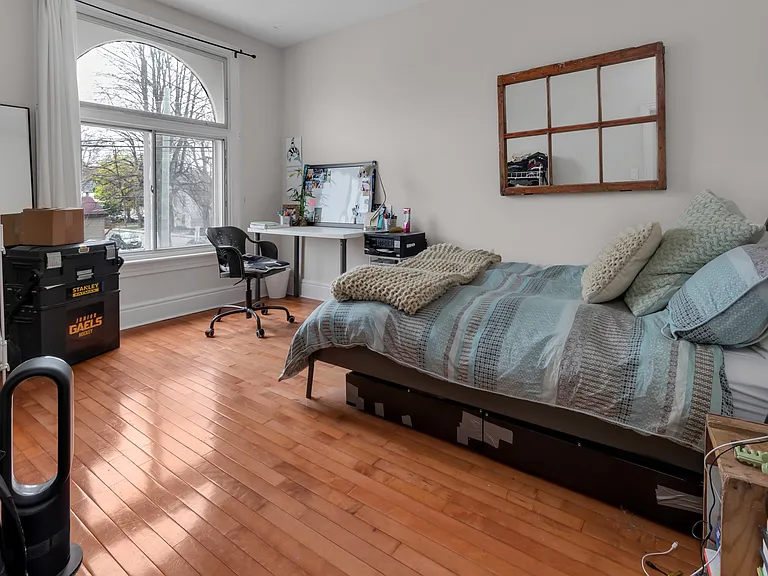 75 Rideau St #2 — Photo 9