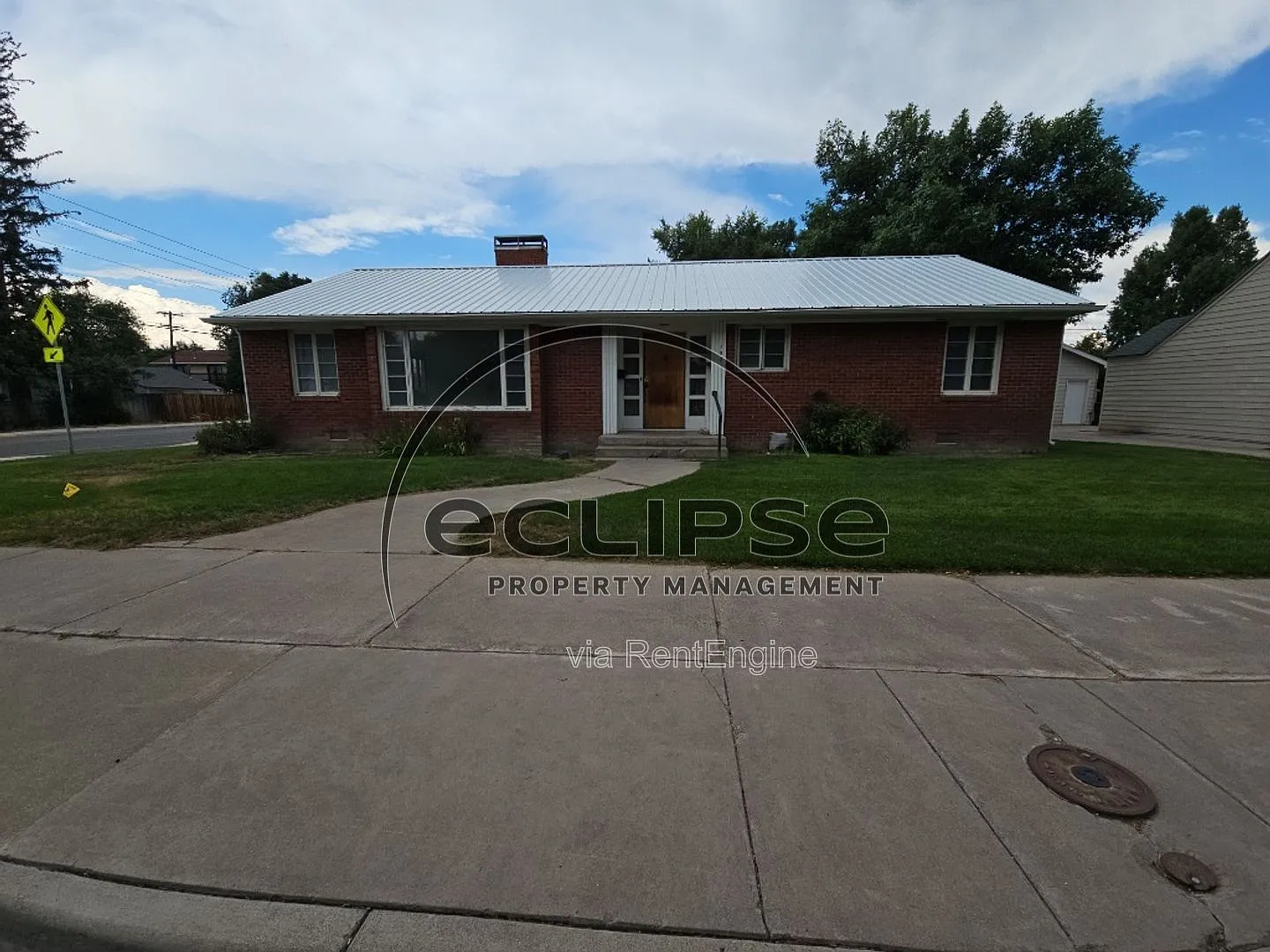 3 bed, 2.0 bath, 1778 sqft, $1,875 — Photo 2