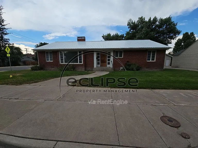102 Poncha Ave — Photo 2