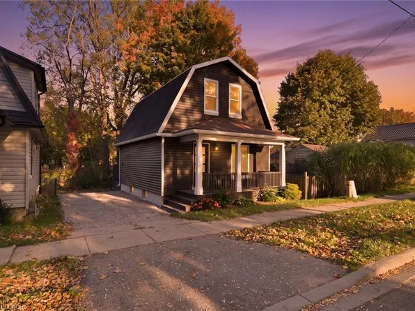 217 Queen St N, Norfolk County, ON N3Y 3Y8