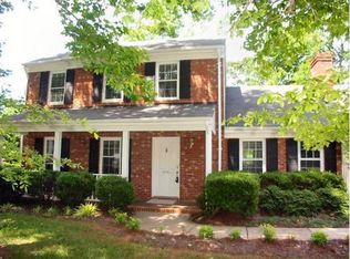 9043 Raintree Ln, Charlotte, NC 28277