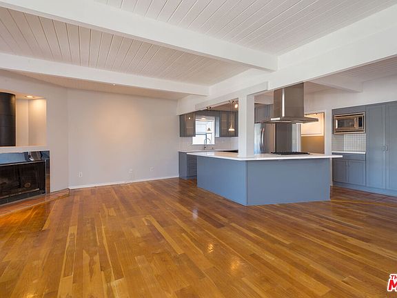 3rd image of 3448 Oak Glen Dr