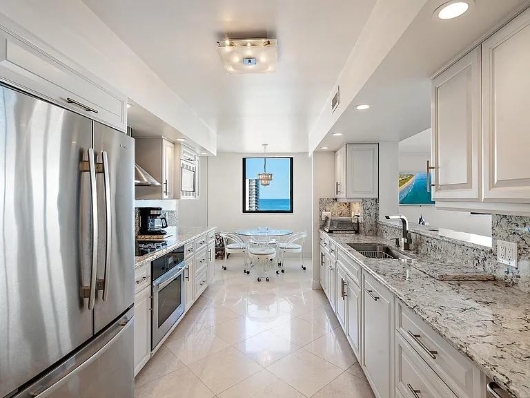 5380 N Ocean Dr #19E — Photo 22