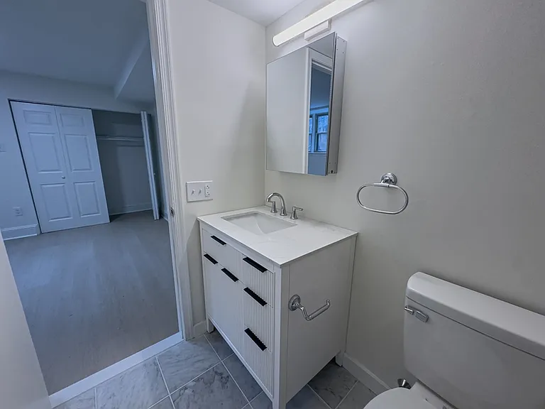 1703 Green St #1 — Photo 24