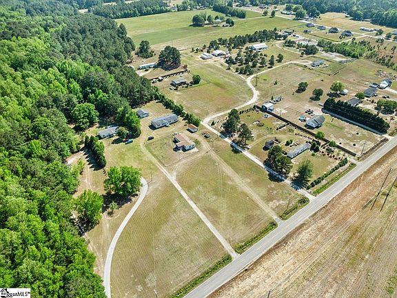 4th image of 825 Guitar Rd