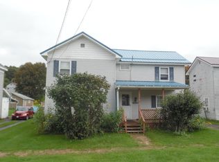 1012 Worth St, Reynoldsville, PA 15851