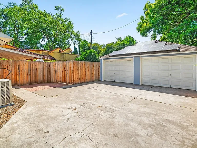 408 Santa Ynez Way #408 — Photo 32