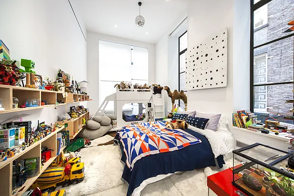 Rented by Compass | media 16