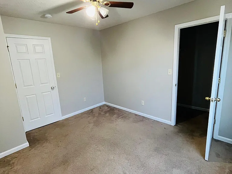 1901 Sandersville Rd — Photo 9