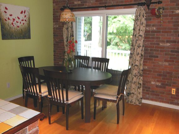 Dining Area/slider out to deck