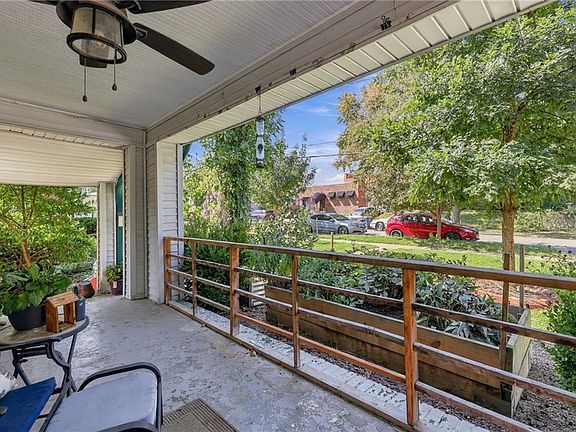 5th image of 3823 Genessee St
