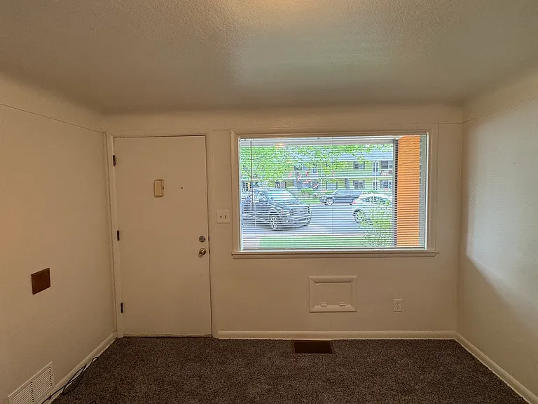 701-709 E Myrtle St #703 — Photo 10