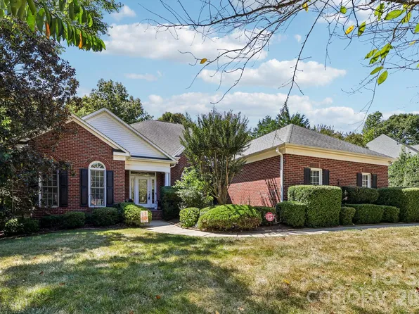 1244 Waynewood Dr, Waxhaw, NC 28173