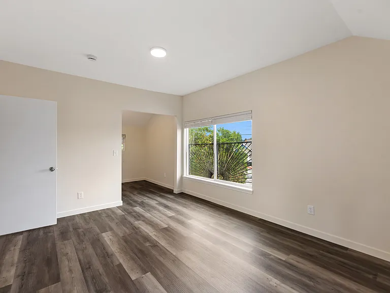 6218 S Warner St — Photo 24