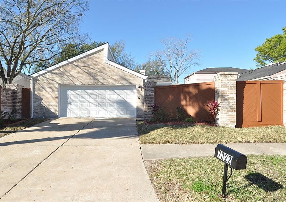 1st image of 7022 Camino Verde Dr