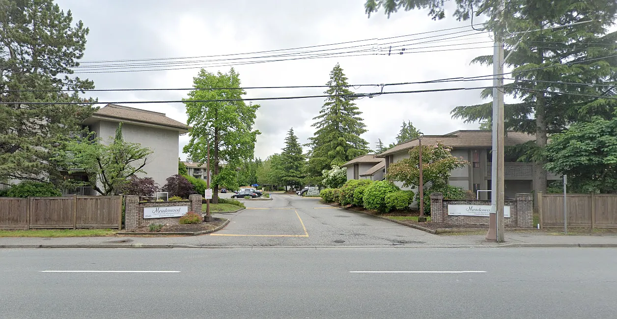 3046 Clearbrook Road — Photo 1