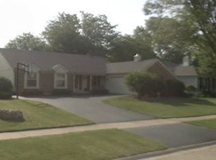 1424 Calcutta Ln, Naperville, IL 60563