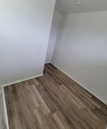 2nd image of 111 Siesta Ln #5A