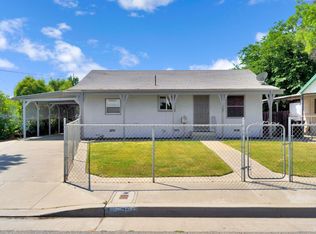 325 Oleander Ave, Lemoore, CA 93245
