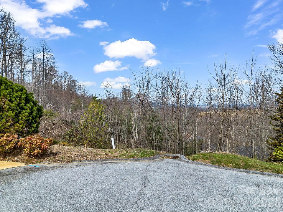 1st image of 2325 Pommel Rd #2325