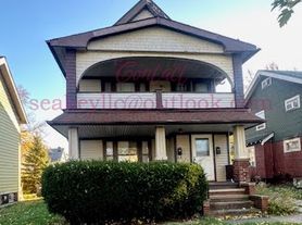 3191 W 116th St, Cleveland, OH