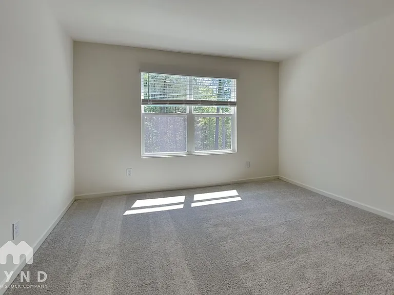 3017 Fulong Dr — Photo 8