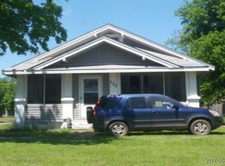 735 Grove St, Perry, OK 73077