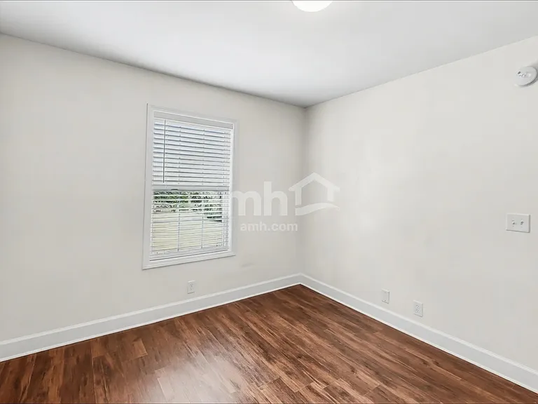 2533 Kilkenny Ct — Photo 15