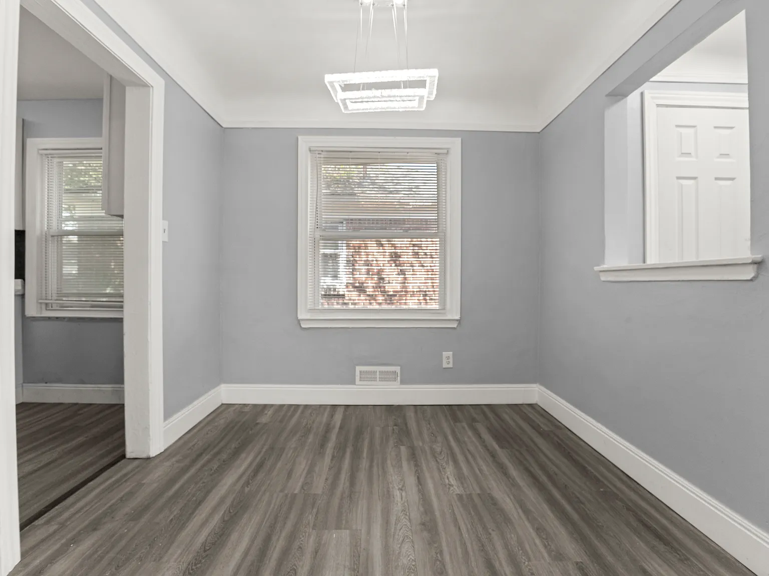 3 bed, 1000 sqft, $1,650 — Photo 4