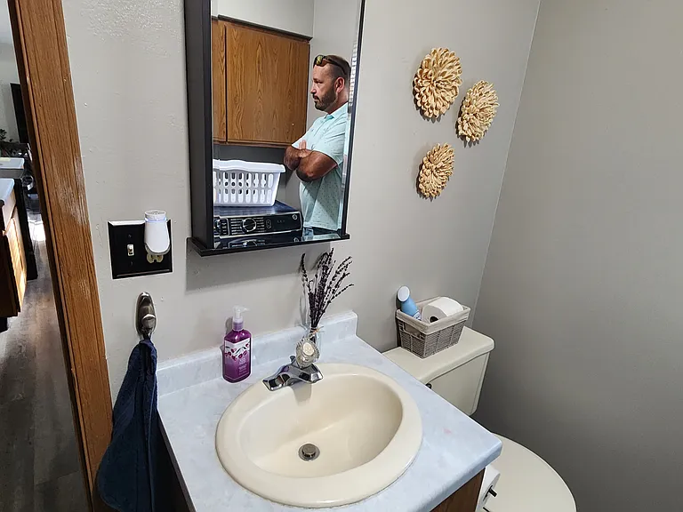 7212 Ashwood Ln — Photo 13