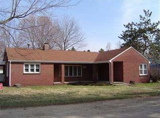 45460 Eleanor Dr, Decatur, MI 49045