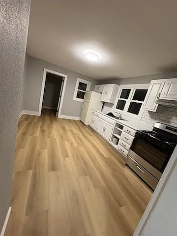 206 S West St — Photo 11