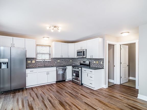 4th image of 2303 Candlewood Ct