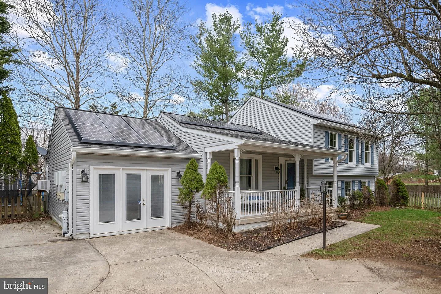 524 Yellow Lily Ct photo 1