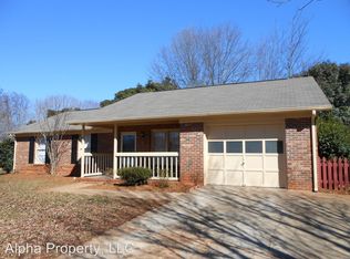 401 Camellia Ln, Simpsonville, SC 29681