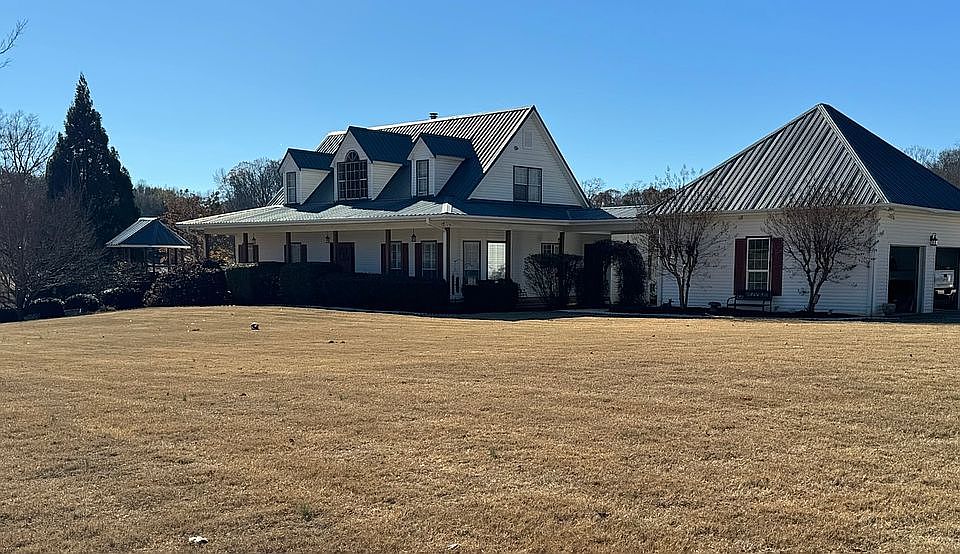 2nd image of 767 Arcade Park St